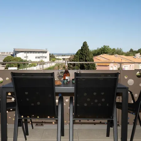 Bel 2 Personnes, Terrasse * Sete
