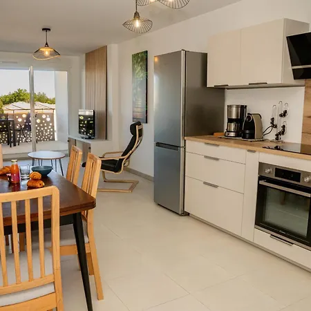 Bel 2 Personnes, Terrasse Apartment Sete
